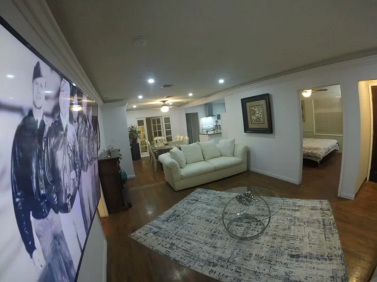 4902 Coke Ave #5 — Photo 8