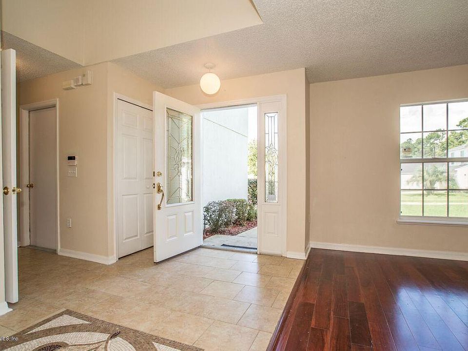 1st image of 6838 Palma Ct