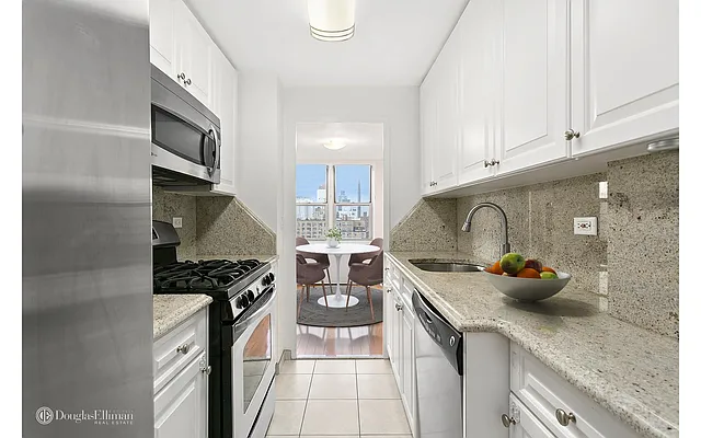 Rented by Douglas Elliman | media 13