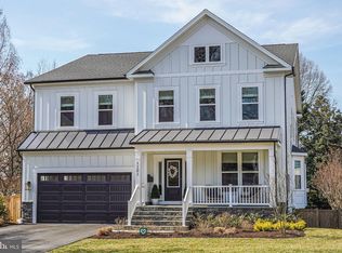 1101 Cottage St SW, Vienna, VA 22180