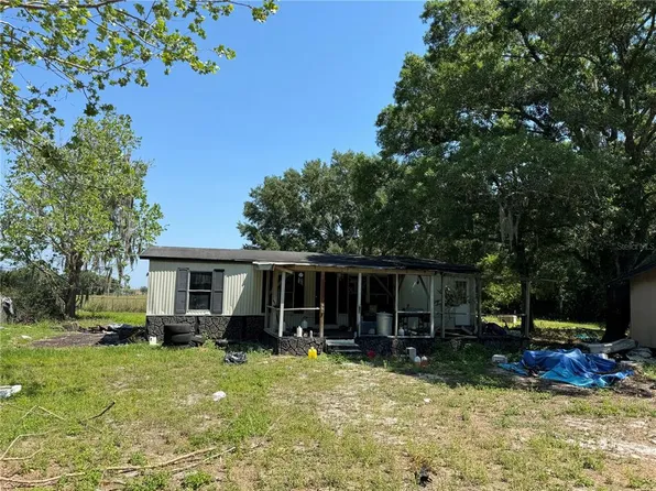 802 Charlie Griffin Rd, Plant City, FL 33566