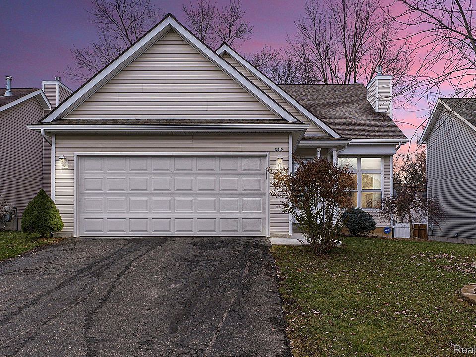 1st image of 319 Alpeana St