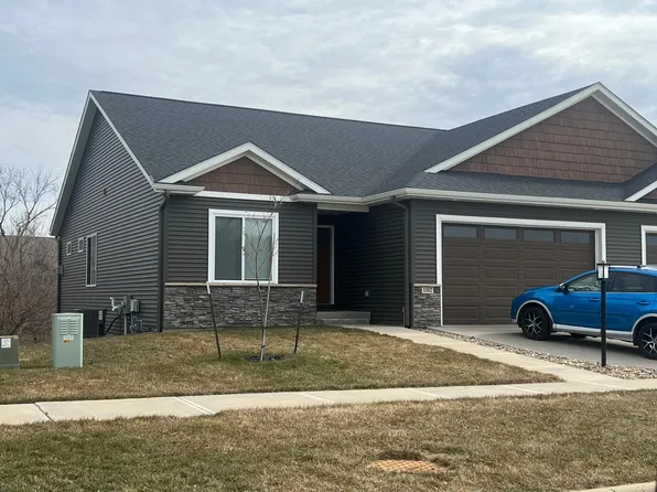 1102 Ella Ave, Tiffin, IA 52340