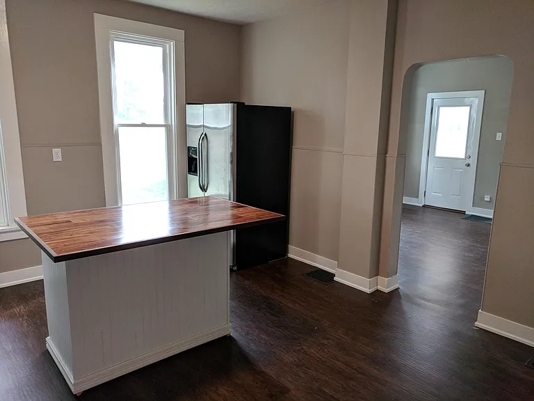 2904 Lake Ave — Photo 8