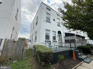 514 Roxboro Pl NW, Washington, DC 20011