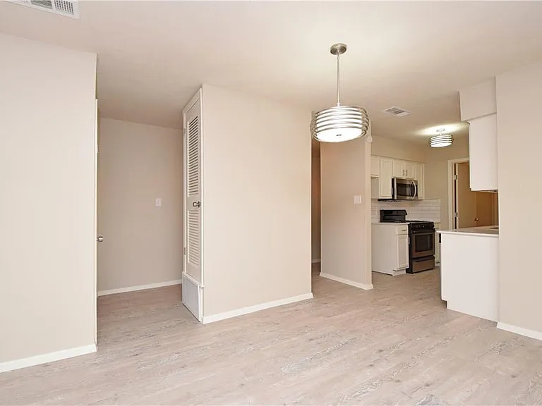 6400 Brookside Dr #B — Photo 18