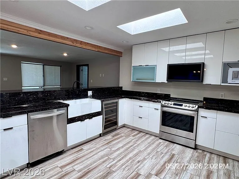 4248 Montdale Ave — Photo 25