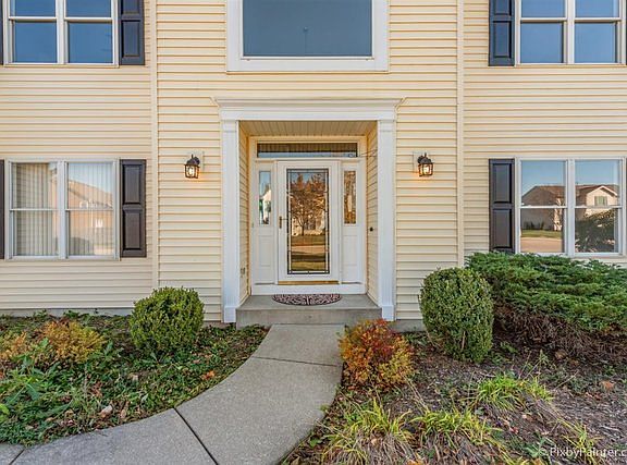 5th image of 3381 Banford Cir