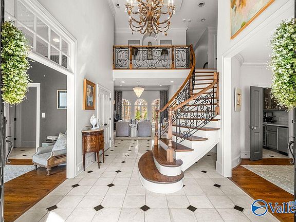 5th image of 534 River Ridge Rd