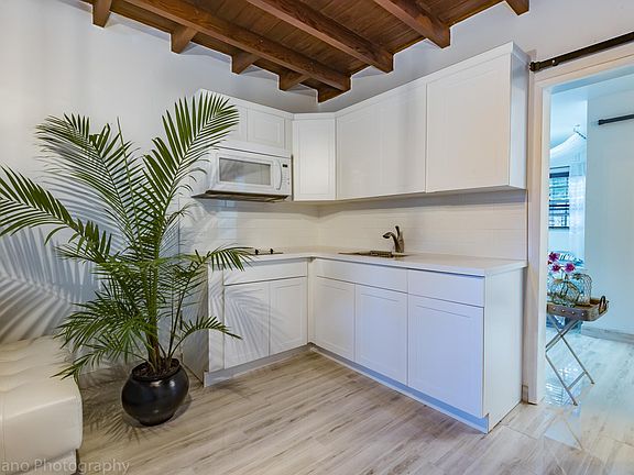 3rd image of 1529 SW 32nd St #1-2