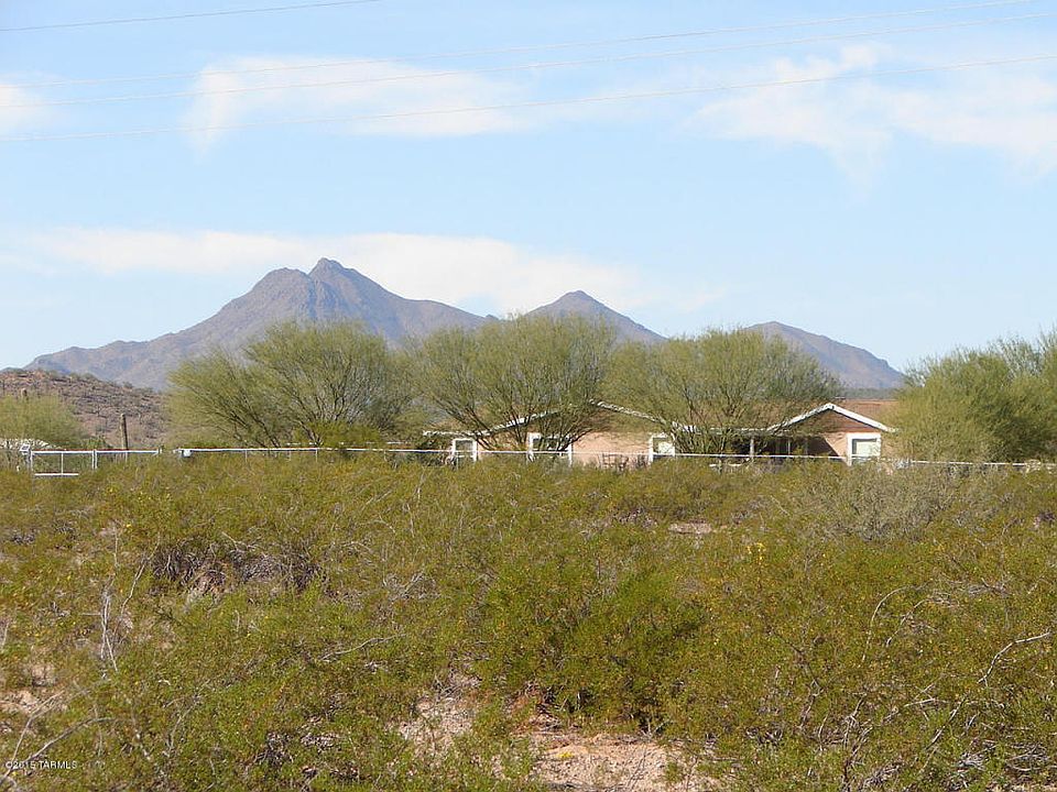 1st image of 17864 W Lickskillet Ln