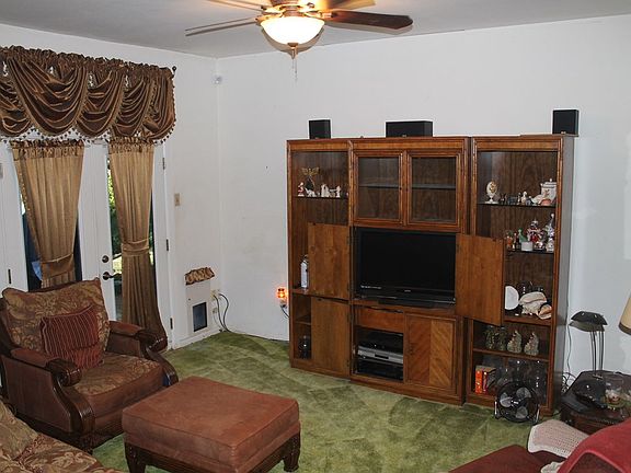 2nd image of 1501 Verde Ave