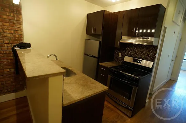 Rented by EXR | media 54