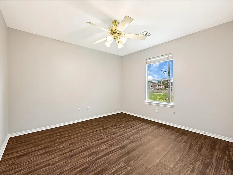 3115 Glenthorpe Ln — Photo 29