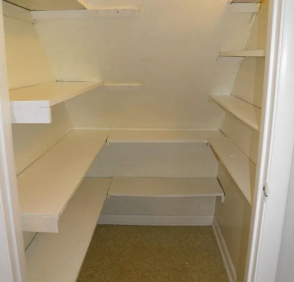 Large Pantry in Kitchen