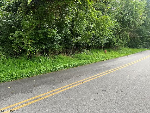 2nd image of Country Club Rd