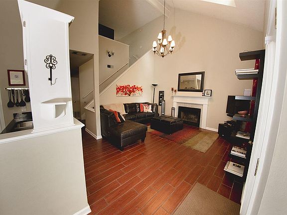 5th image of 6201 Chablis Ln