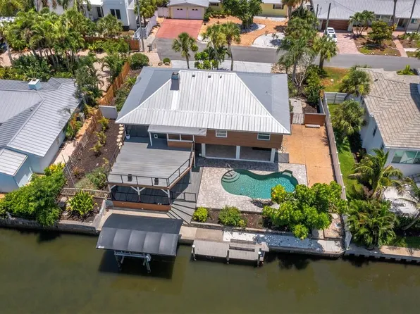 521 Cummings St, Sarasota, FL 34242