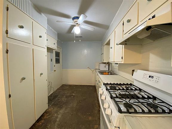 4th image of 5218 Belton St