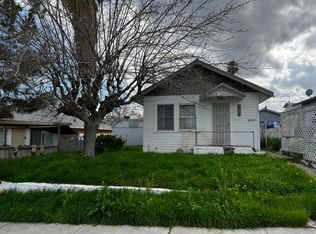 323 Philippine St, Taft, CA 93268