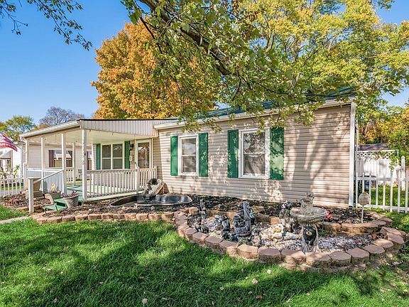 3rd image of 2668 Shelly Dr