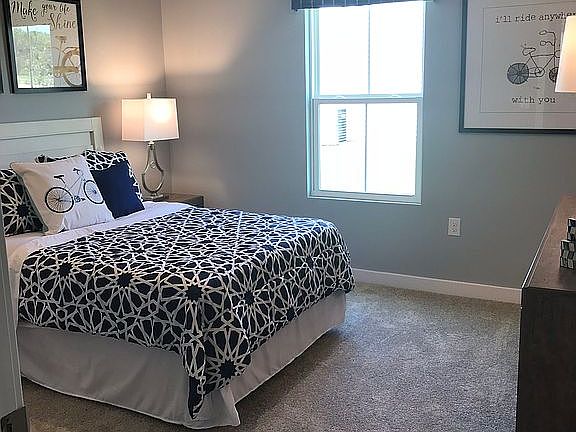 2nd image of 16037 Anthem Blvd