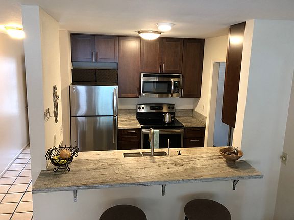 2nd image of 323 E Surfside Dr