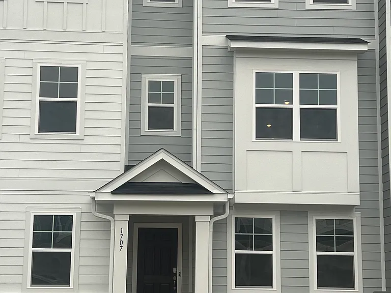 1707 Barrett Run Trl — Photo 1