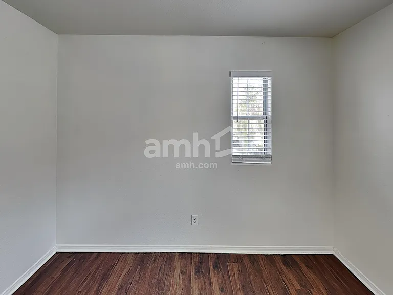 6473 Karlsen Ct — Photo 14