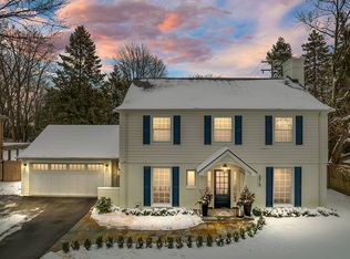 274 Kercheval Ave, Grosse Pointe Farms, MI 48236