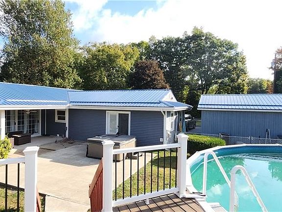 2nd image of 38 Rolling Acres Rd