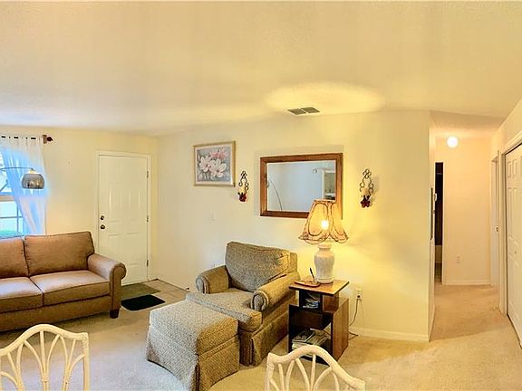5th image of 693 Lake Marion Golf Resort Dr