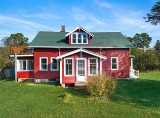 6167 Chippewa Dr, Harbor Springs, MI 49740