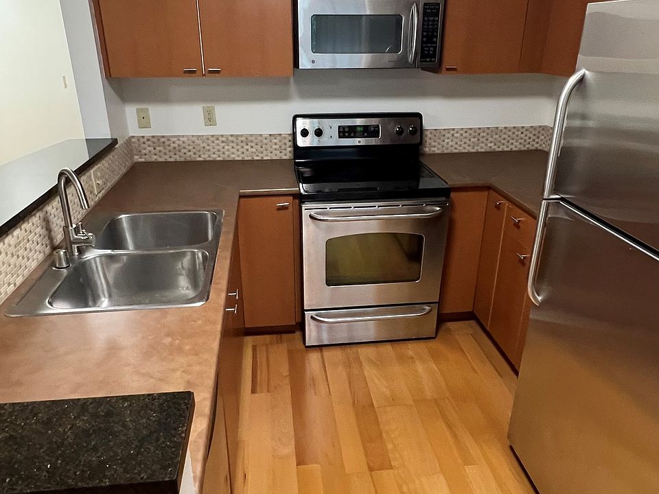1st image of 8252 126th Ave NE APT D301