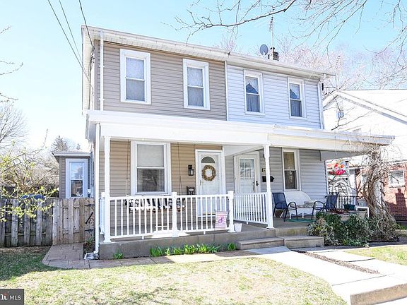 2nd image of 426 Jefferson Ave