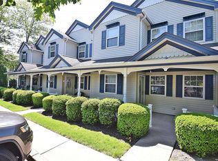 182 Merrick Rd UNIT 9, Amityville, NY 11701