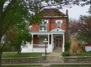 1302 Dewey Ave, Saint Joseph, MO 64501