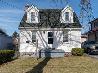 224 Cochrane Rd, Hamilton, ON L8K3G6