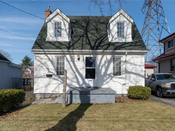 224 Cochrane Rd, Hamilton, ON L8K 3G6