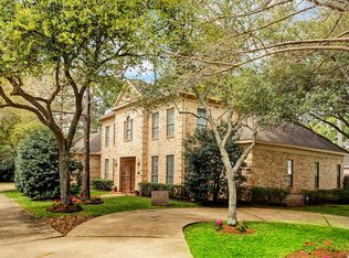 4 W Shady Ln, Houston, TX 77063