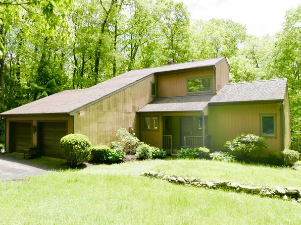 42 Cindy Dr, Drums, PA 18222