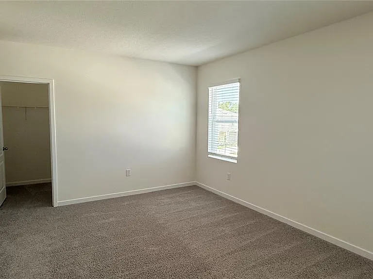 2046 Walnut Creek Dr — Photo 25