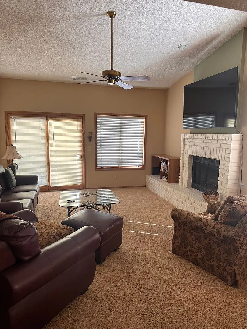 2 Bed 2 Bath Condo in Tanglewood Villas — Photo 4