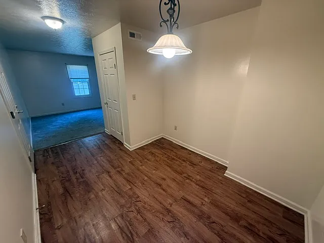 247 Northland Dr #C — Photo 4