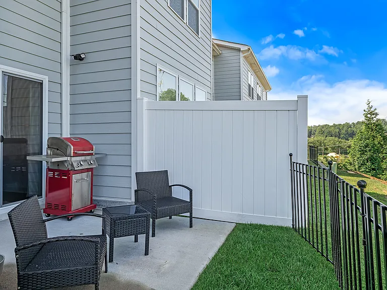 74 Creekview Rd — Photo 45