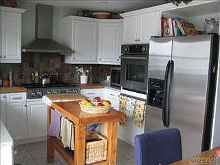 4th image of 1333 Park St