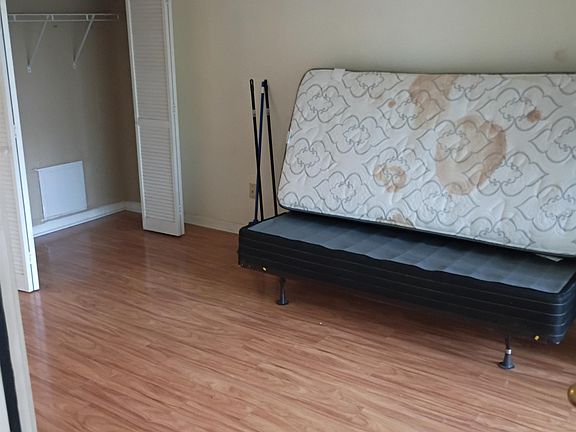 4th image of 4601 Greenbriar Dr. #304A