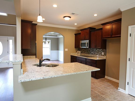 5th image of 1504 Osage Ct
