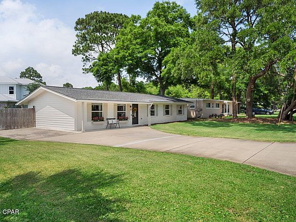 2nd image of 303 Ohio Pl NE