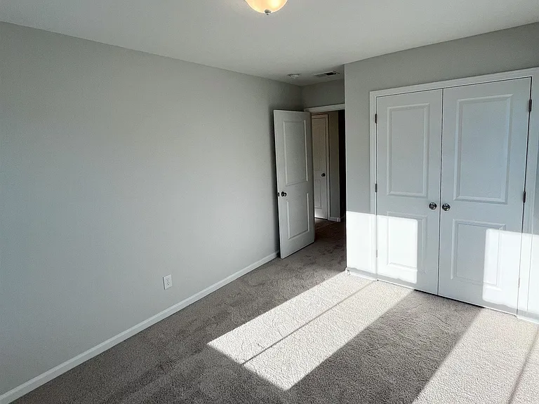 330 Canary Grass Ct — Photo 14